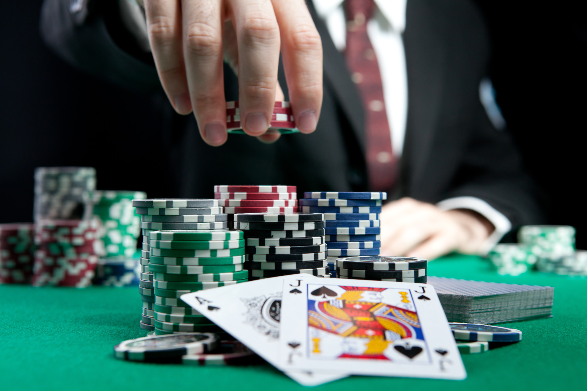 10 Poker Tips to Make You a More Profitable Player | True Blue Punter